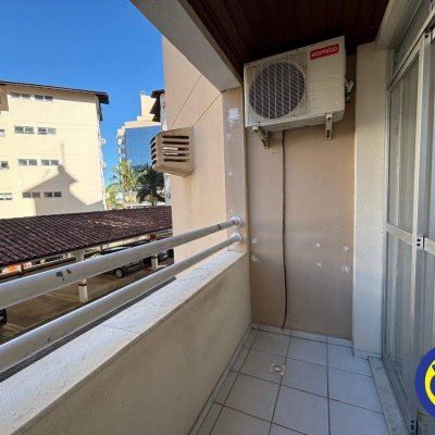 Apartamento com 50m², 1 quarto, 1 garagem, no bairro Itacorubi em Florianópolis