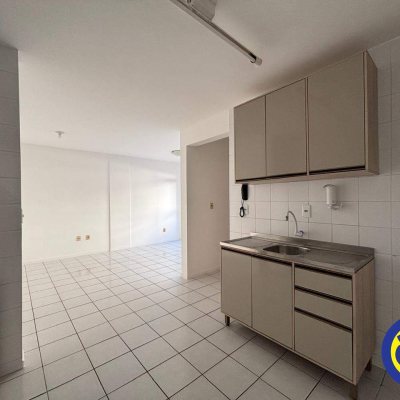 Apartamento com 50m², 1 quarto, 1 garagem, no bairro Itacorubi em Florianópolis