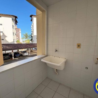 Apartamento com 50m², 1 quarto, 1 garagem, no bairro Itacorubi em Florianópolis