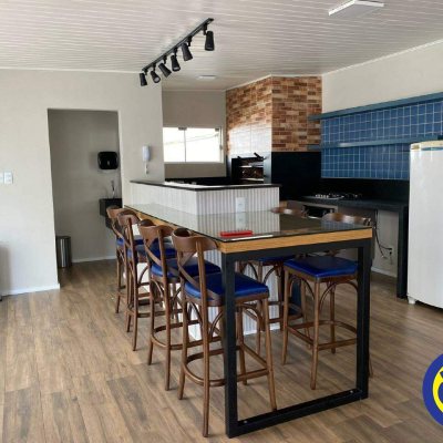 Apartamento com 49m², 2 quartos, 1 garagem, no bairro Trindade em Florianópolis