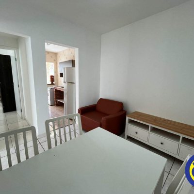 Apartamento com 49m², 2 quartos, 1 garagem, no bairro Trindade em Florianópolis