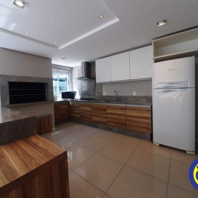 Apartamento com 120m², 2 quartos, 1 suíte, 1 garagem, no bairro Cachoeira do Bom Jesus em Florianópolis