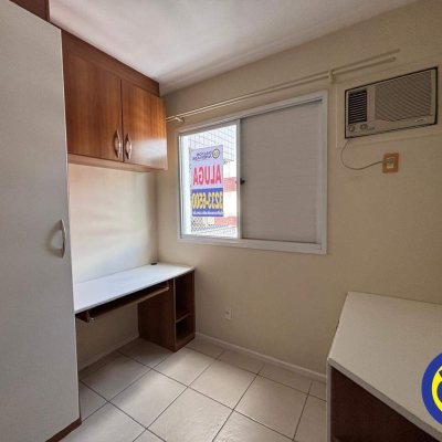 Apartamento com 71m², 2 quartos, 1 suíte, 1 garagem, no bairro Trindade em Florianópolis