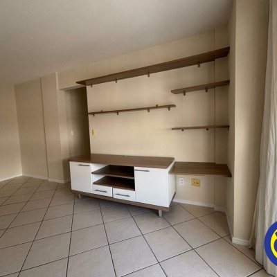 Apartamento com 71m², 2 quartos, 1 suíte, 1 garagem, no bairro Trindade em Florianópolis