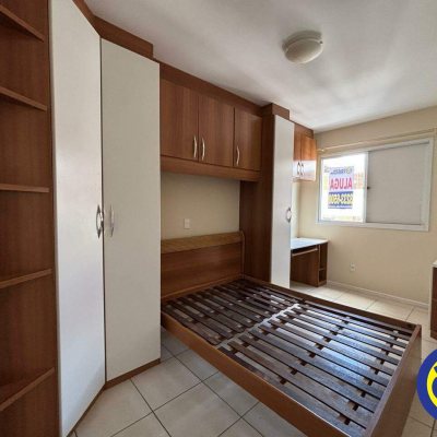 Apartamento com 71m², 2 quartos, 1 suíte, 1 garagem, no bairro Trindade em Florianópolis