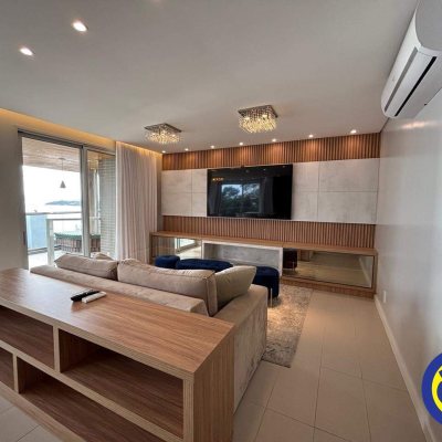 Apartamento com 240m², 3 quartos (sendo 3 suítes), 3 garagens, no bairro João Paulo em Florianópolis