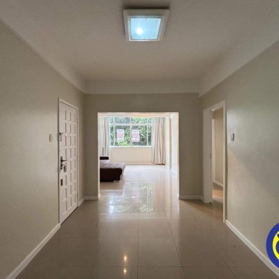 Apartamento com 90m², 3 quartos, 1 suíte, 1 garagem, no bairro Centro em Florianópolis