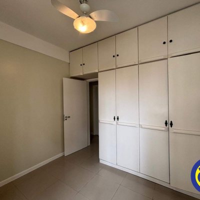 Apartamento com 90m², 3 quartos, 1 suíte, 1 garagem, no bairro Centro em Florianópolis