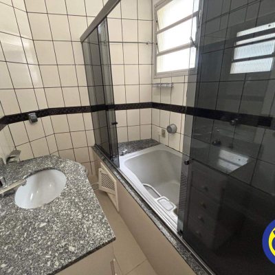 Apartamento com 90m², 3 quartos, 1 suíte, 1 garagem, no bairro Centro em Florianópolis