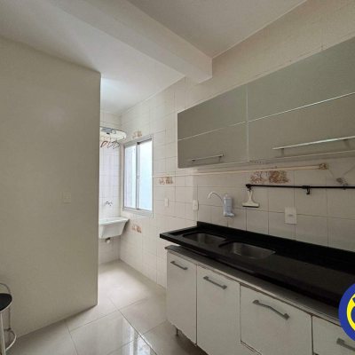 Apartamento com 90m², 3 quartos, 1 suíte, 1 garagem, no bairro Centro em Florianópolis