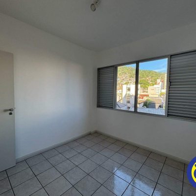 Apartamento com 89m², 3 quartos, 1 garagem, no bairro Centro em Florianópolis