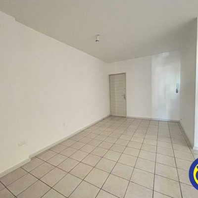 Apartamento com 89m², 3 quartos, 1 garagem, no bairro Centro em Florianópolis