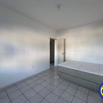 Apartamento com 89m², 3 quartos, 1 garagem, no bairro Centro em Florianópolis