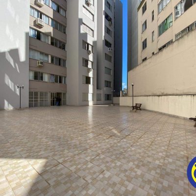 Apartamento com 89m², 3 quartos, 1 garagem, no bairro Centro em Florianópolis