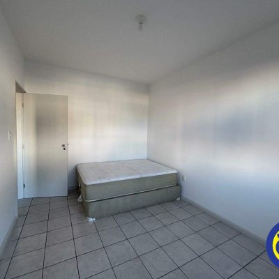 Apartamento com 89m², 3 quartos, 1 garagem, no bairro Centro em Florianópolis
