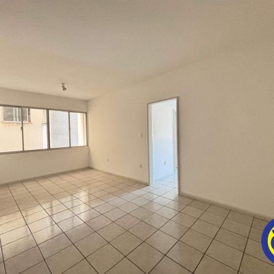 Apartamento com 89m², 3 quartos, 1 garagem, no bairro Centro em Florianópolis