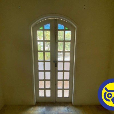 Casa Comercial com 239m², 4 quartos, 1 suíte, 6 garagens, no bairro João Paulo em Florianópolis