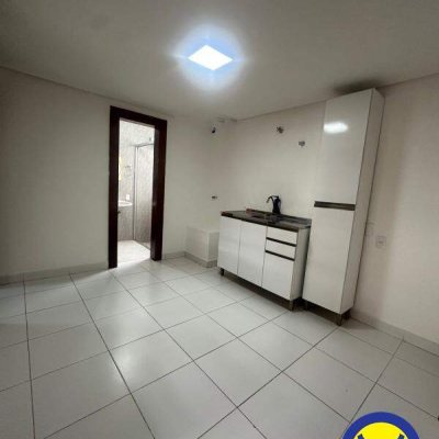 Casa com 280m², 6 garagens, no bairro Centro em Florianópolis