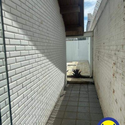 Casa com 280m², 6 garagens, no bairro Centro em Florianópolis
