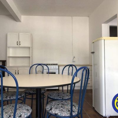 Casa com 200m², 5 quartos (sendo 2 suítes), no bairro Canasvieiras em Florianópolis