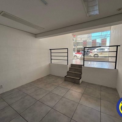 Loja com 62m², no bairro Centro em Florianópolis