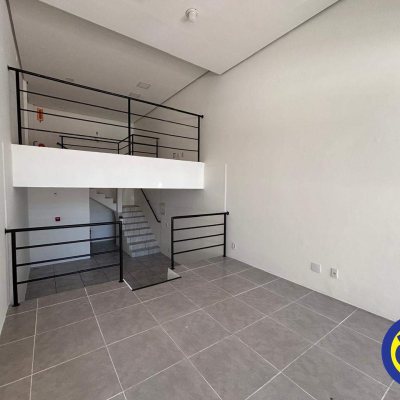 Loja com 62m², no bairro Centro em Florianópolis
