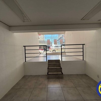 Loja com 62m², no bairro Centro em Florianópolis