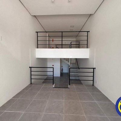 Loja com 62m², no bairro Centro em Florianópolis