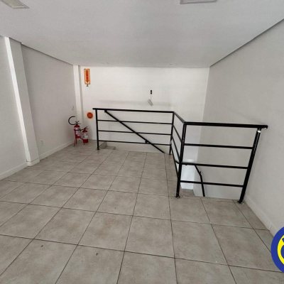 Loja com 62m², no bairro Centro em Florianópolis