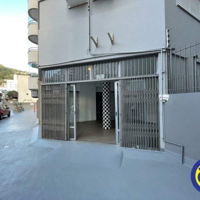 Loja com 56m², 1 garagem, no bairro Centro em Florianópolis