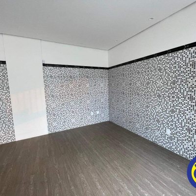 Loja com 56m², 1 garagem, no bairro Centro em Florianópolis