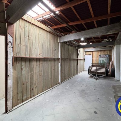 Casa Comercial com 172m², 2 garagens, no bairro Centro em Florianópolis