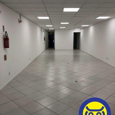 Prédio Comercial com 1187m², no bairro Centro em Florianópolis