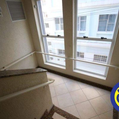 Prédio Comercial com 516m², no bairro Centro em Florianópolis