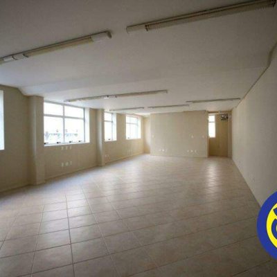 Prédio Comercial com 516m², no bairro Centro em Florianópolis