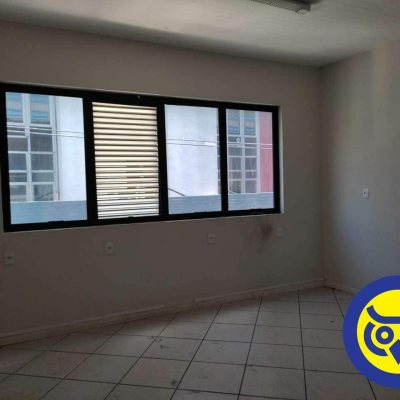 Prédio Comercial com 300m², no bairro Centro em Florianópolis