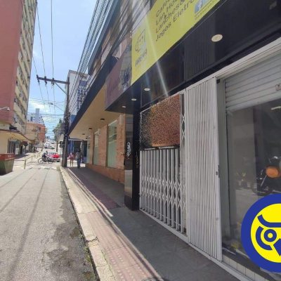 Prédio Comercial com 300m², no bairro Centro em Florianópolis