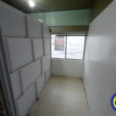 Salas/Conjuntos com 35m², no bairro Centro em Florianópolis