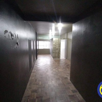 Salas/Conjuntos com 35m², no bairro Centro em Florianópolis