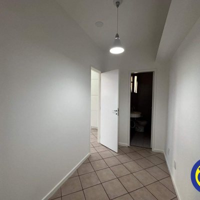 Salas/Conjuntos com 40m², no bairro Centro em Florianópolis