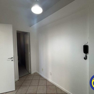 Salas/Conjuntos com 40m², no bairro Centro em Florianópolis