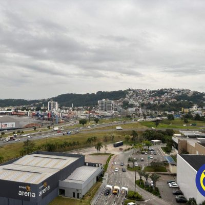 Salas/Conjuntos com 100m², 1 garagem, no bairro Santos Dumont em São José