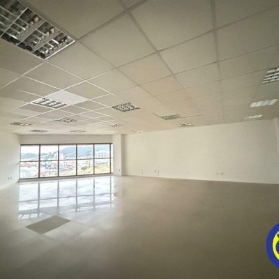 Salas/Conjuntos com 100m², 1 garagem, no bairro Santos Dumont em São José