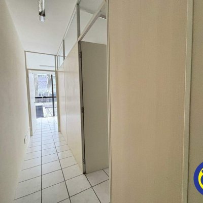 Salas/Conjuntos com 40m², no bairro Centro em Florianópolis