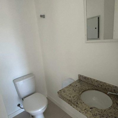 Salas/Conjuntos com 28m², 1 garagem, no bairro Trindade em Florianópolis