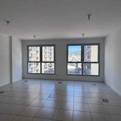 Salas/Conjuntos com 28m², 1 garagem, no bairro Trindade em Florianópolis