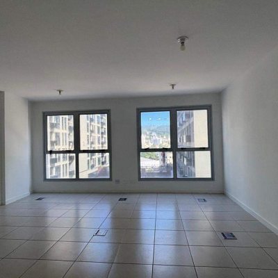 Salas/Conjuntos com 28m², 1 garagem, no bairro Trindade em Florianópolis