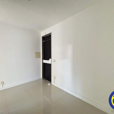 Salas/Conjuntos com 41m², no bairro Centro em Florianópolis