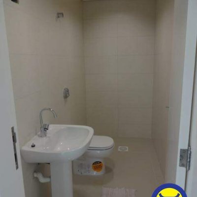 Salas/Conjuntos com 40m², no bairro Centro em Florianópolis