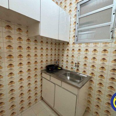 Salas/Conjuntos com 48m², no bairro Centro em Florianópolis